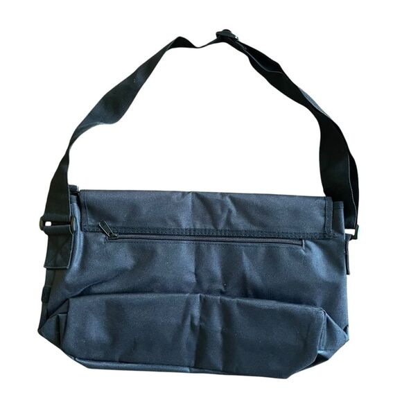 Taylor Swift 1989 Tour Zip Messenger Bag - Picture 2 of 3